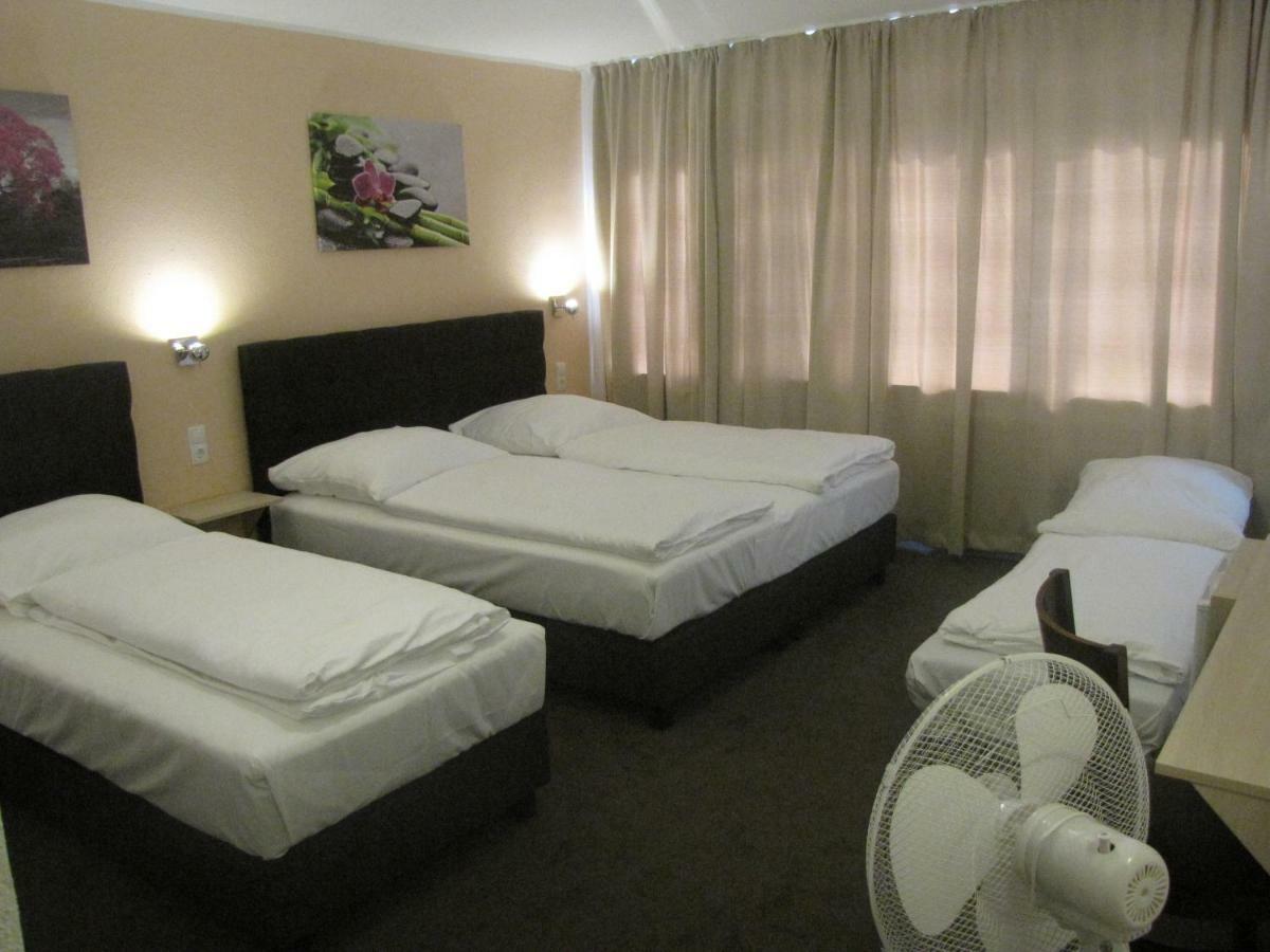 Milano Hotel Hamburg Exterior foto